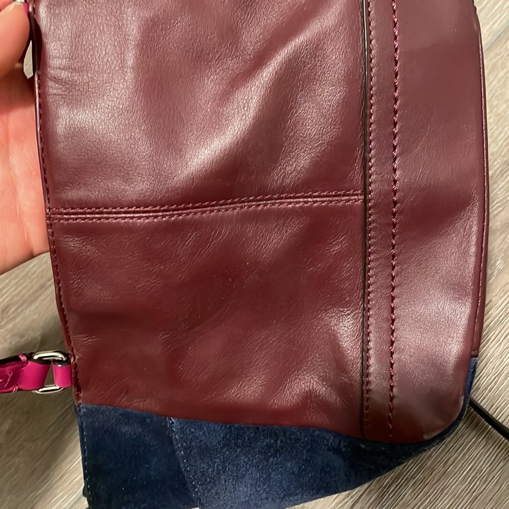 Coach Handbag with Cross Body Strap - Picture 8 of 10